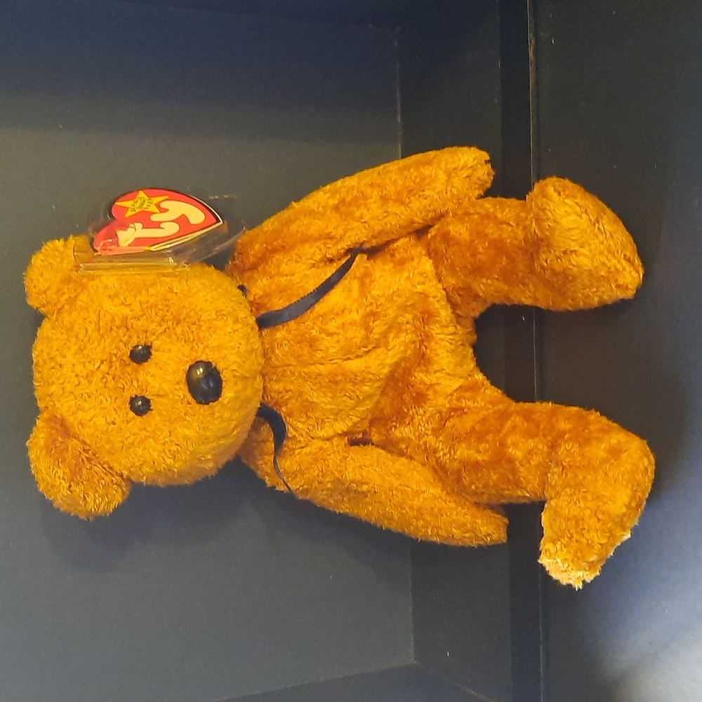 Ty Beanie Baby Fuzz the Bear 1999